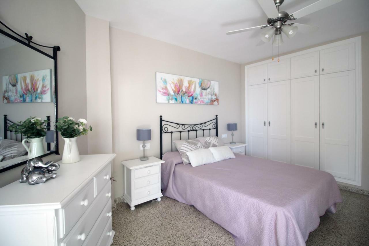 Beach Apartment El Faro Торрокс-Коста Экстерьер фото