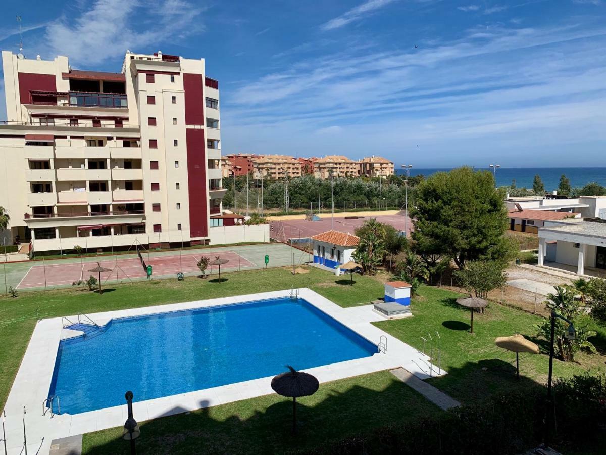Beach Apartment El Faro Торрокс-Коста Экстерьер фото